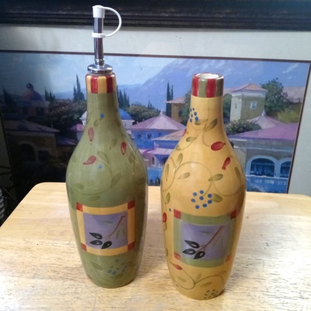 Olivia Signature Debby Segura Oil Vinegar Dispenser 10" Set.🍟🍔🍕🍲🍜🍛🍝🍣